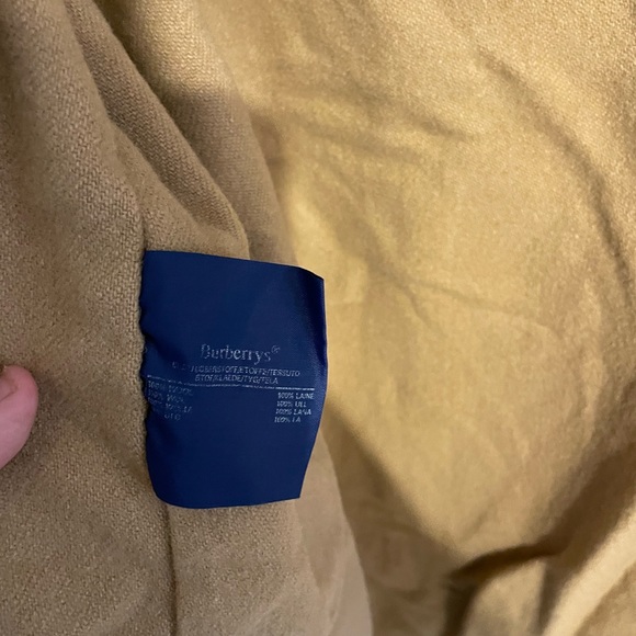 Burberry Tan Trench Coat - Picture 11 of 16